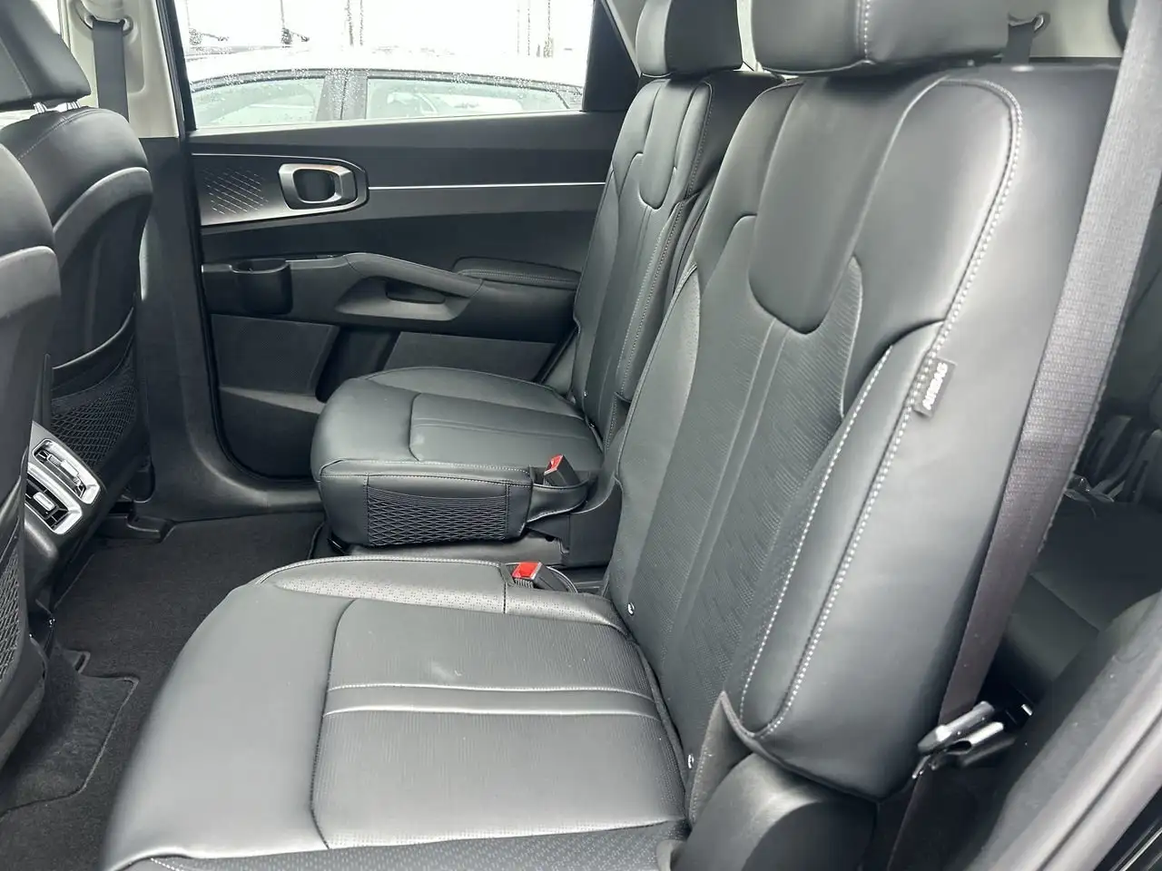 Kia Sorento снимка Kia Sorento