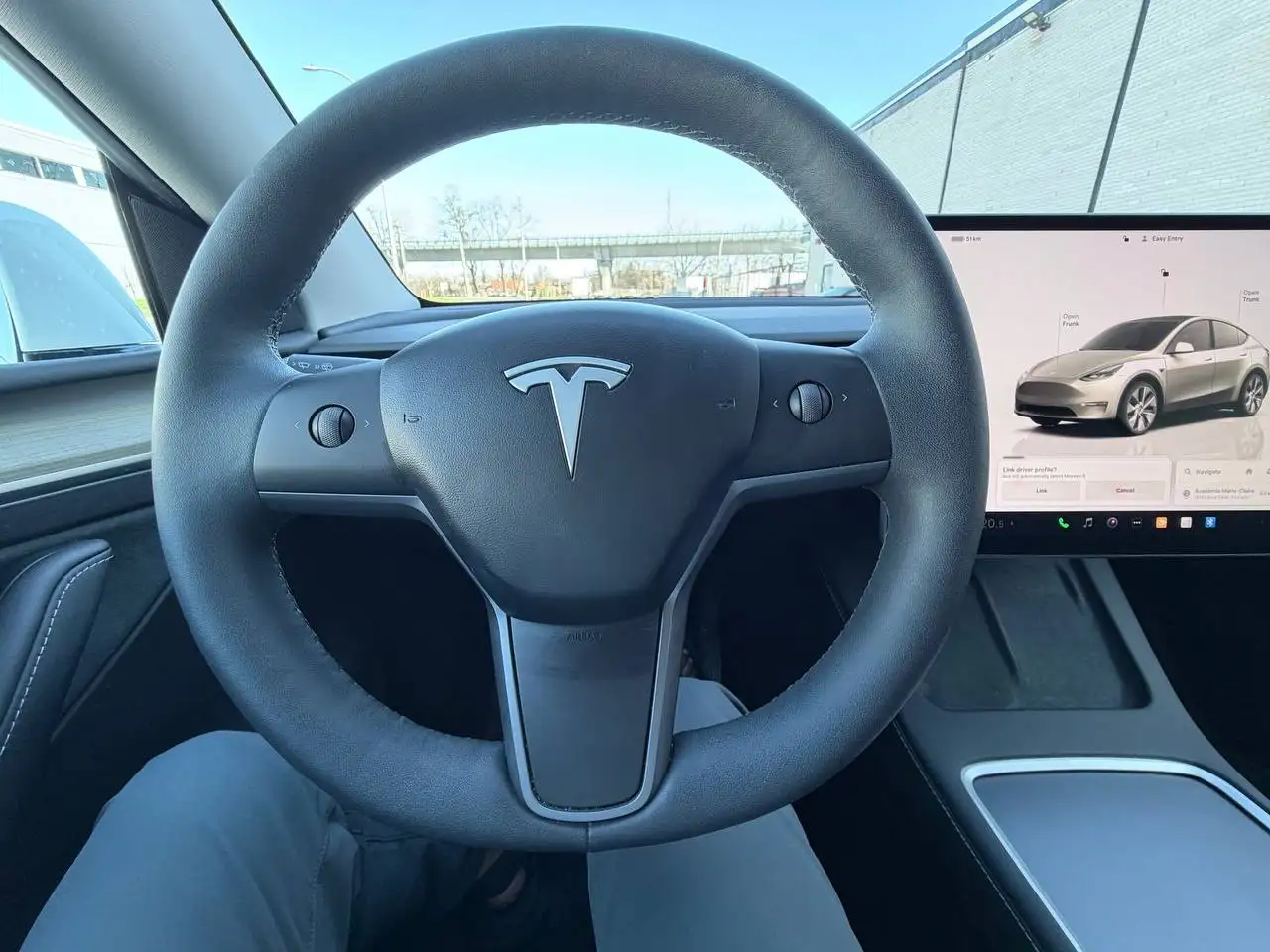 Tesla Model Y fotografie Tesla Model Y