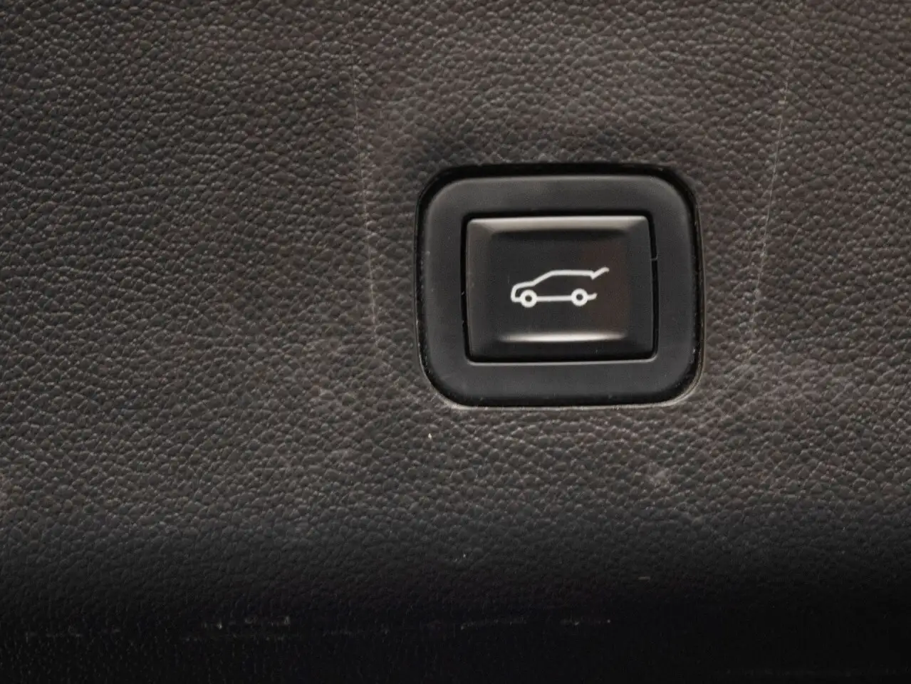 Chevrolet Traverse снимка Chevrolet Traverse