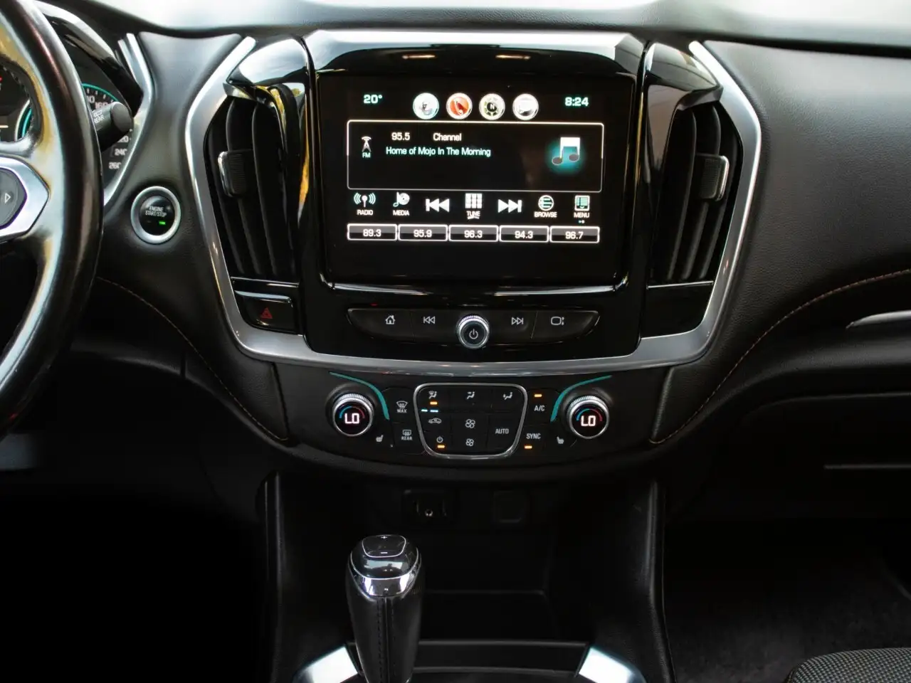 Chevrolet Traverse снимка Chevrolet Traverse