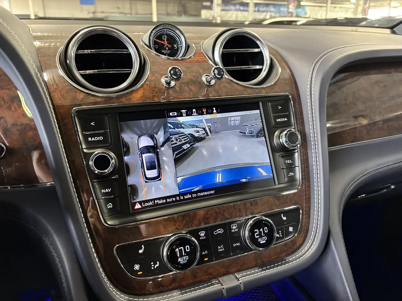 Bentley Bentayga fotografie Bentley Bentayga