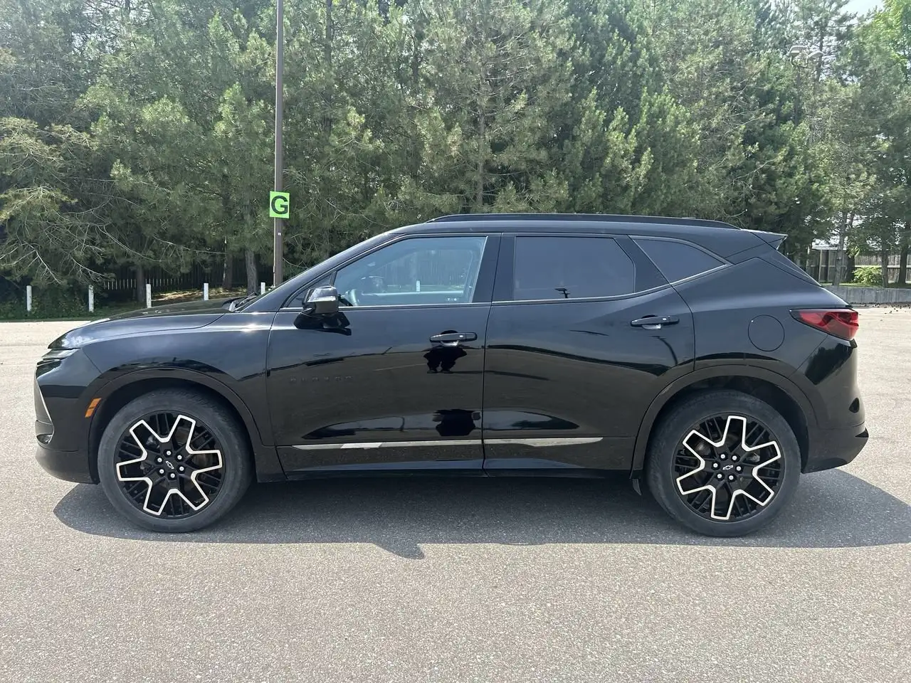 Chevrolet Blazer photo Chevrolet Blazer
