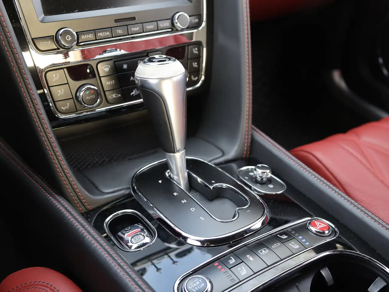 Bentley Flying Spur fotografie Bentley Flying Spur
