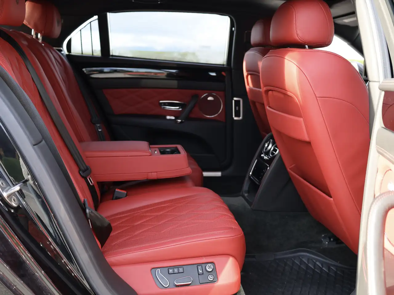 Bentley Flying Spur fotografie Bentley Flying Spur