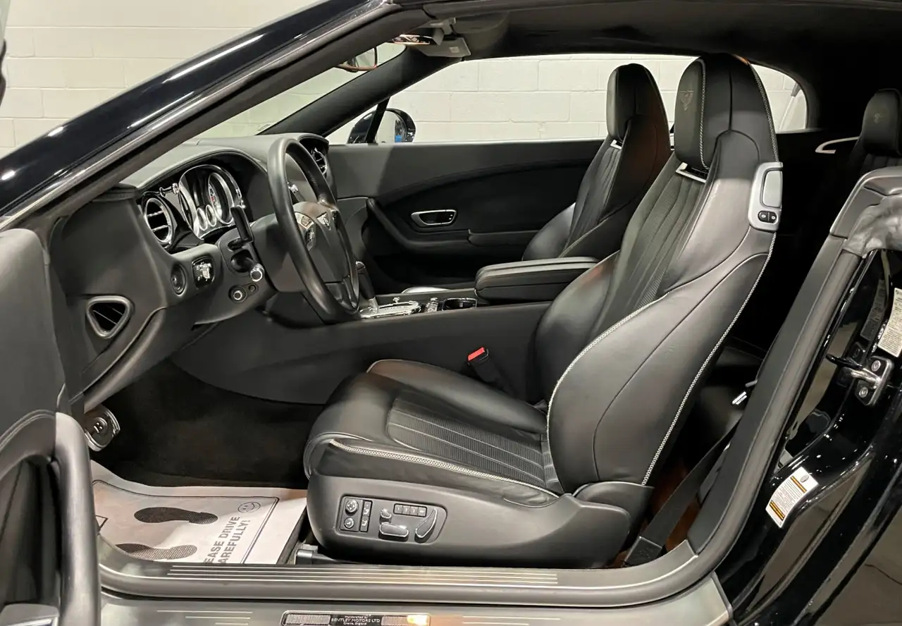 Bentley Continental GT photo Bentley Continental GT