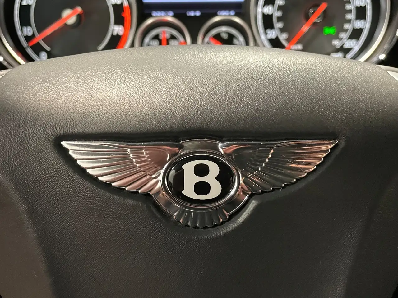 Bentley Continental GT photo Bentley Continental GT