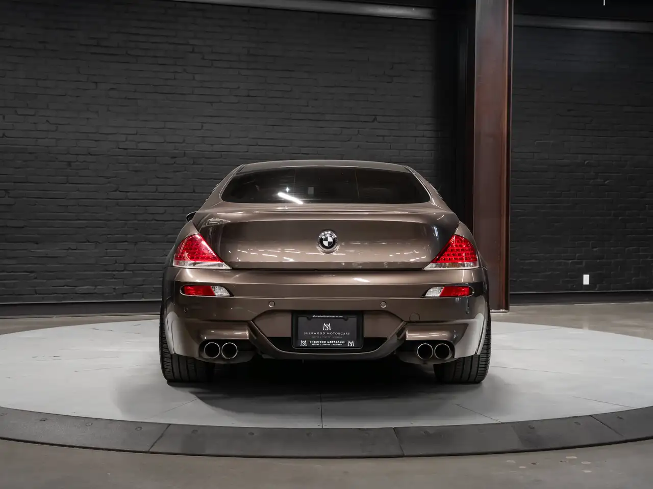 BMW 6 Series снимка BMW 6 Series