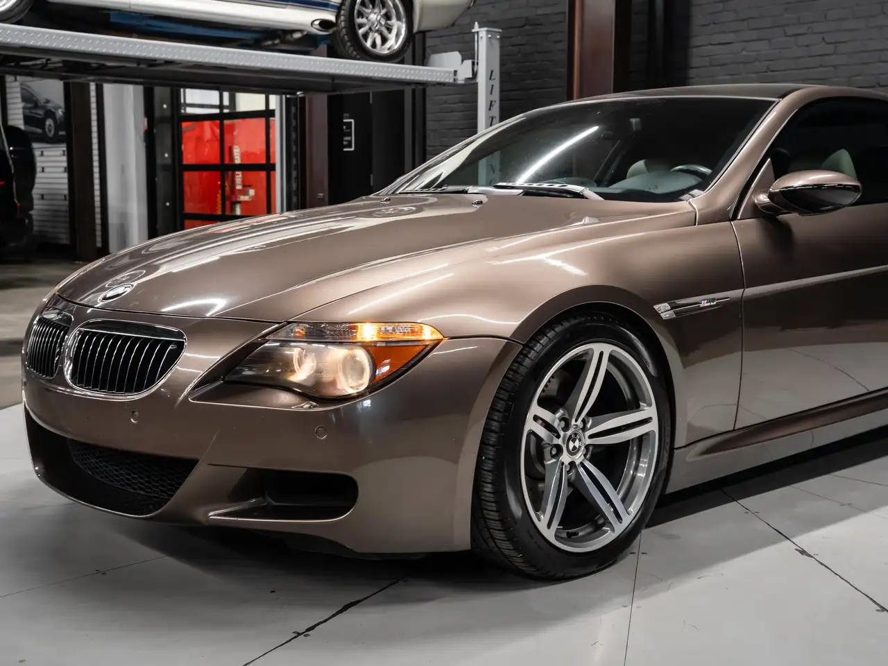 BMW 6 Series снимка BMW 6 Series