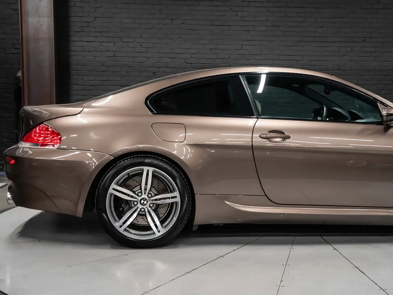 BMW 6 Series снимка BMW 6 Series
