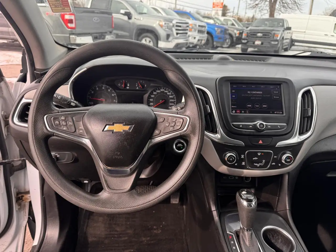 Chevrolet Equinox photo Chevrolet Equinox