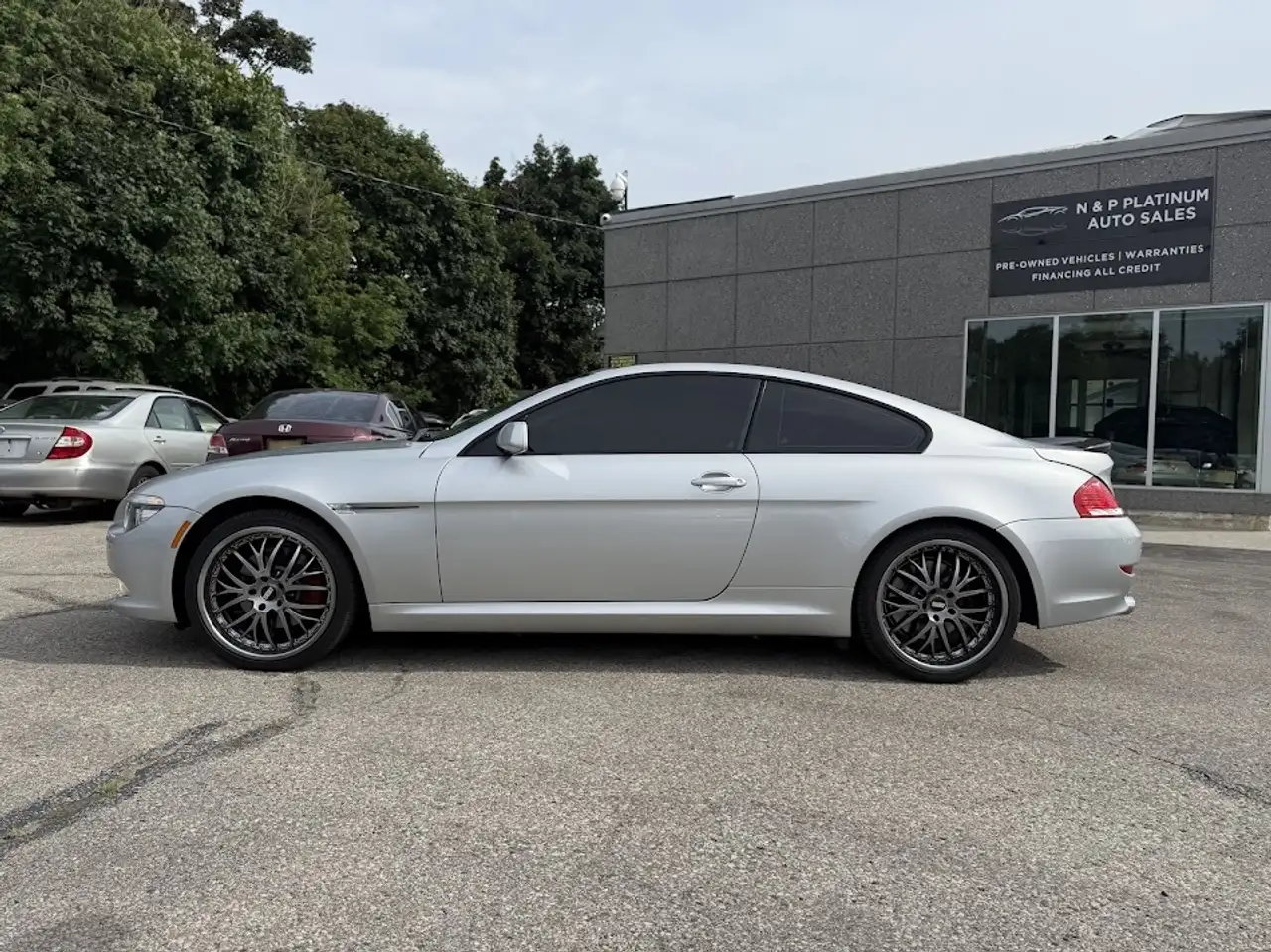BMW 6 Series снимка BMW 6 Series
