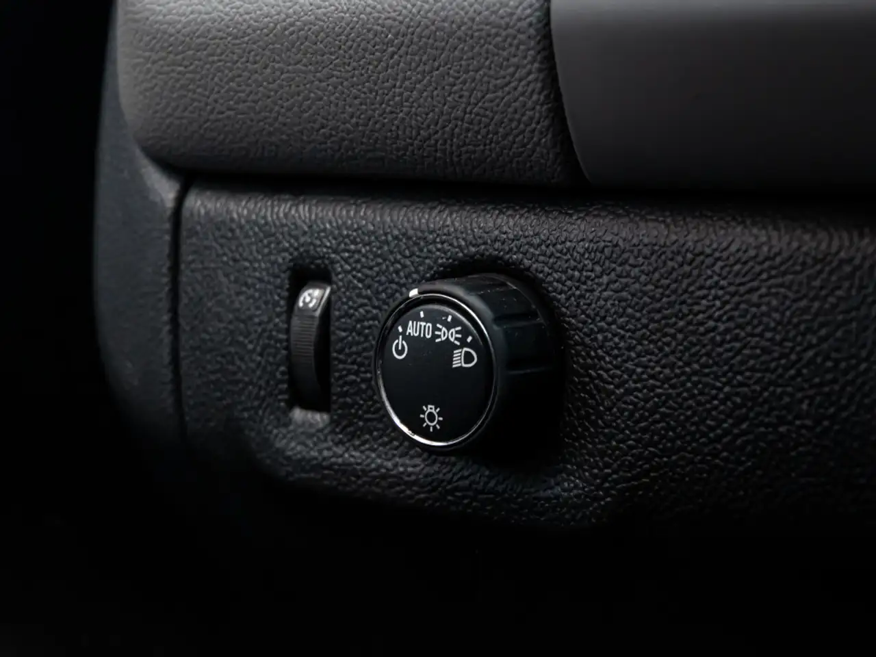 Chevrolet Colorado photo Chevrolet Colorado