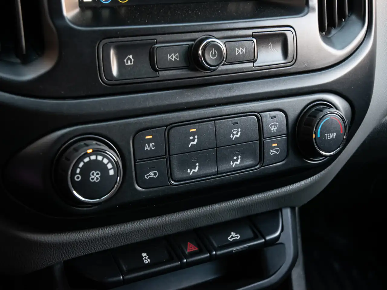 Chevrolet Colorado photo Chevrolet Colorado
