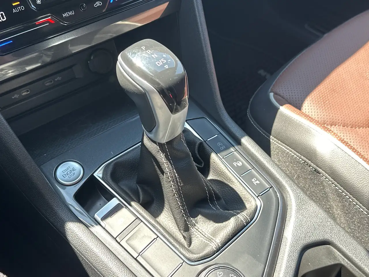 Volkswagen Tiguan снимка Volkswagen Tiguan