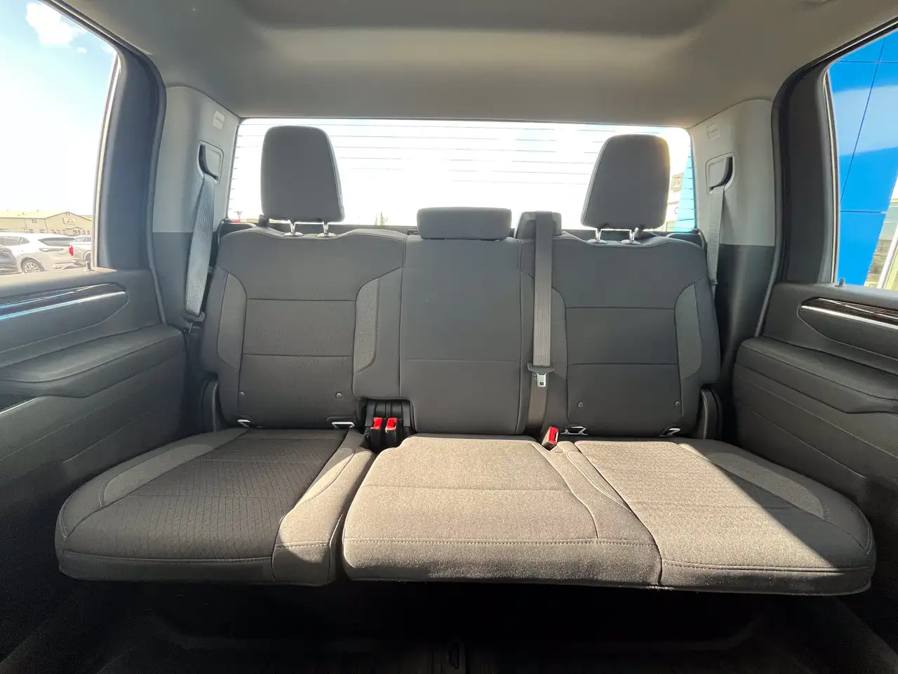 GMC Sierra 3500HD снимка GMC Sierra 3500HD