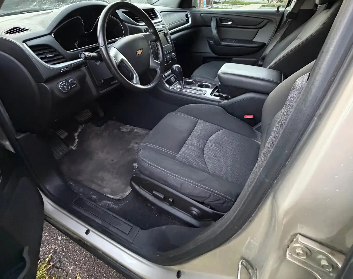 Chevrolet Traverse снимка Chevrolet Traverse