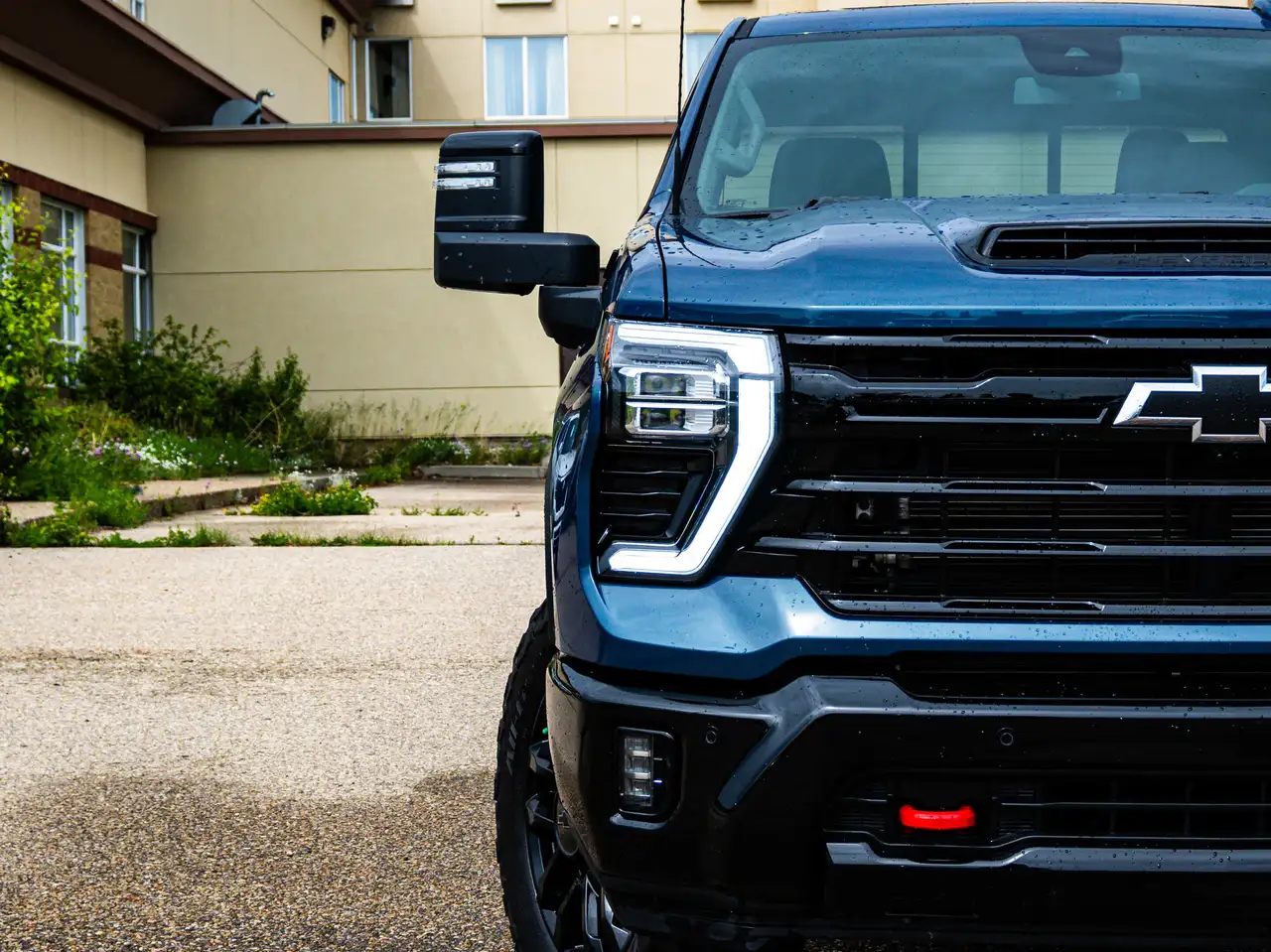 Chevrolet Silverado 3500 photo Chevrolet Silverado 3500