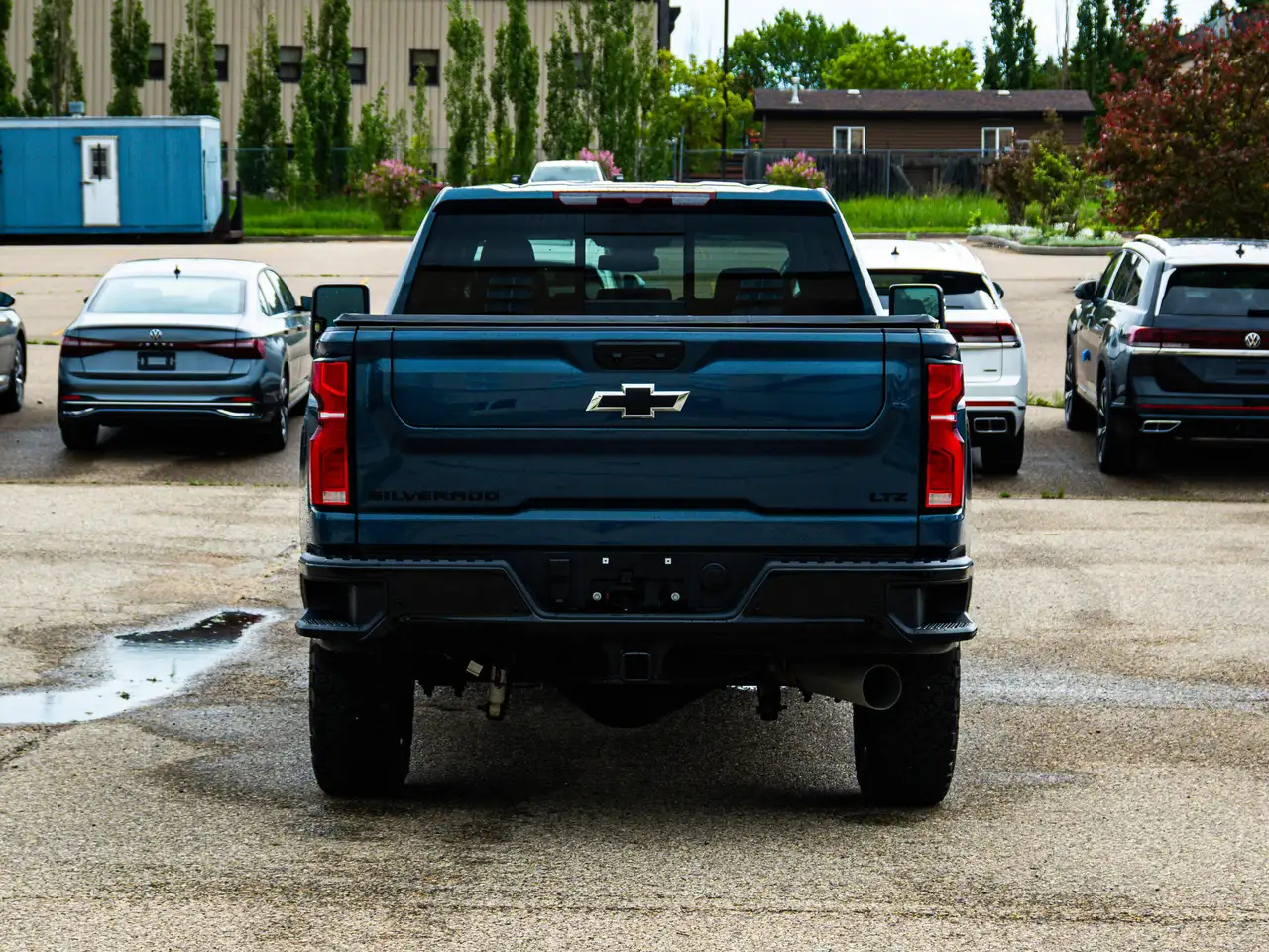 Chevrolet Silverado 3500 photo Chevrolet Silverado 3500