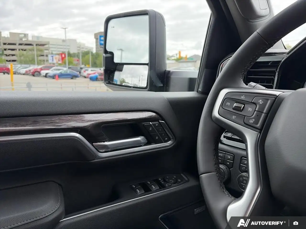 Chevrolet Silverado 2500 снимка Chevrolet Silverado 2500