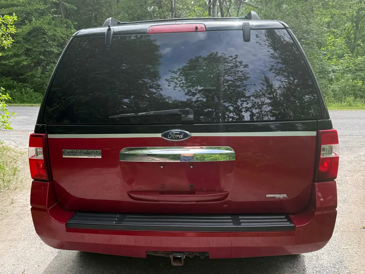Ford Expedition снимка Ford Expedition
