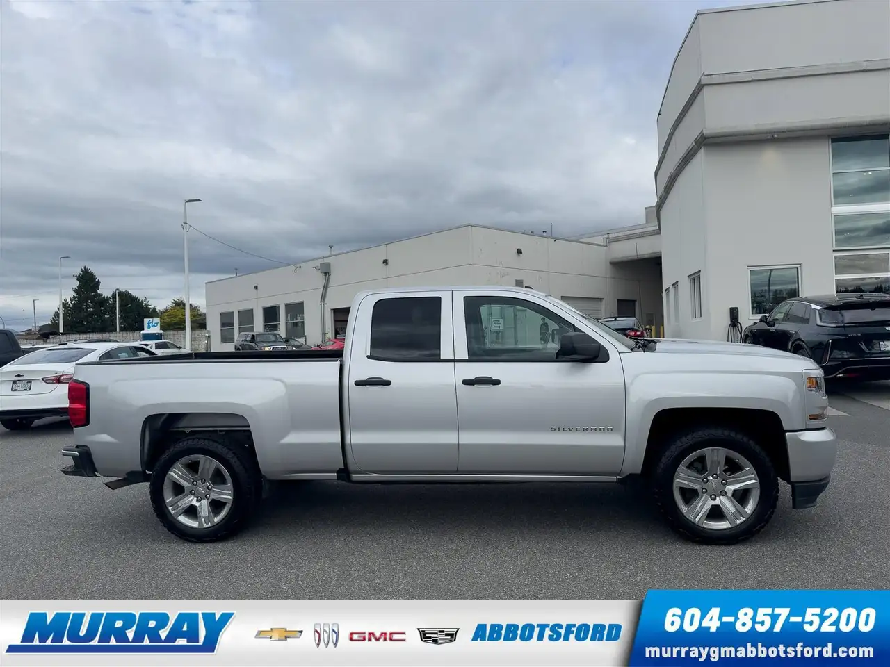 Chevrolet Silverado 1500 снимка Chevrolet Silverado 1500