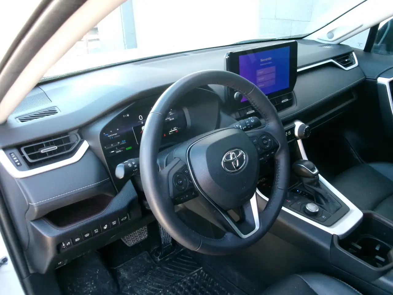 Toyota RAV 4 photo Toyota RAV 4