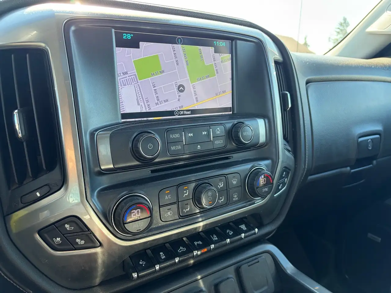 Chevrolet Silverado 3500 photo Chevrolet Silverado 3500