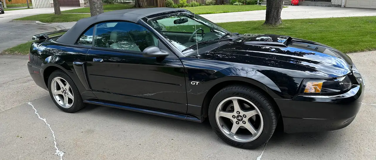 2003 Ford Mustang