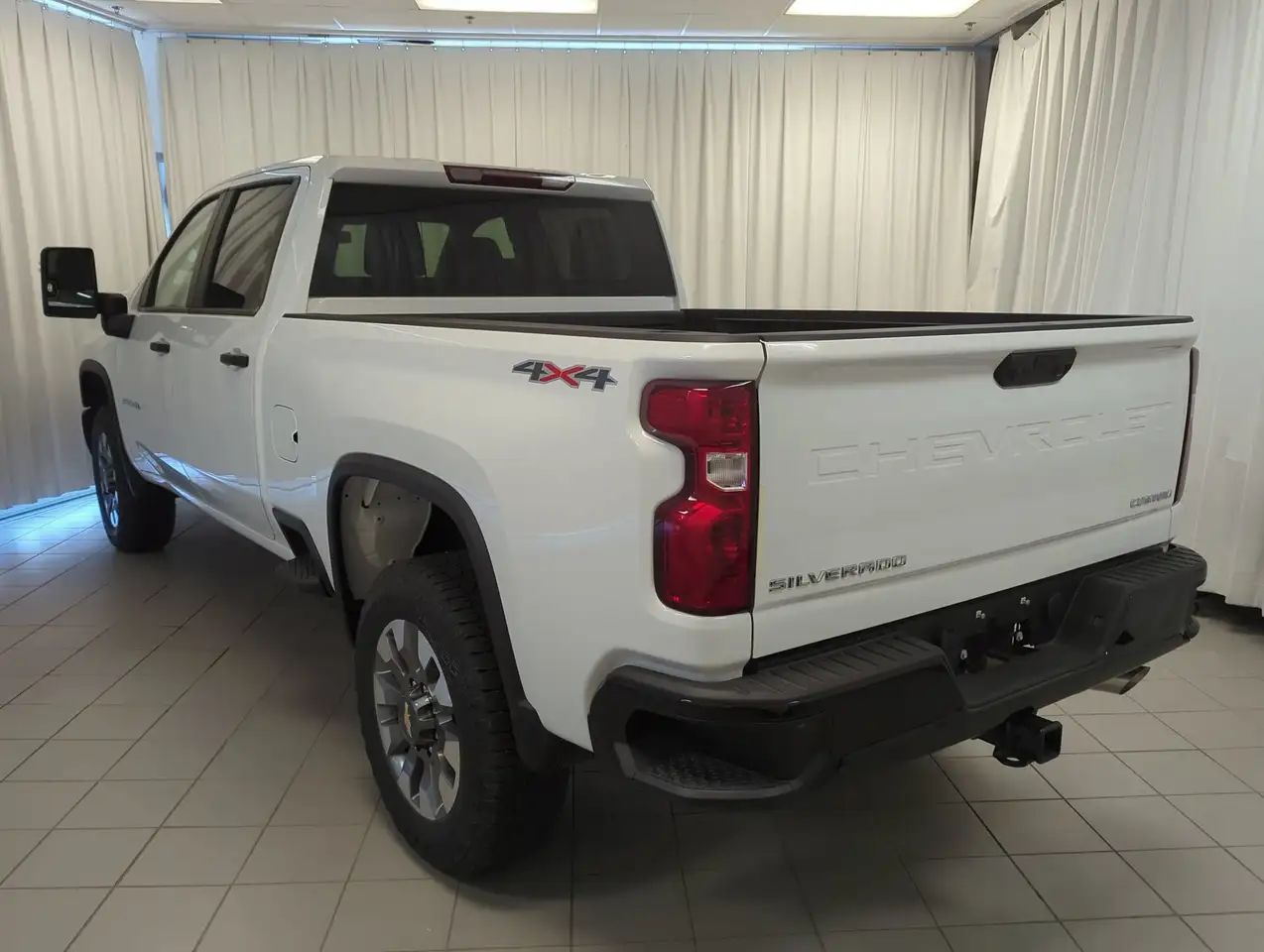 Chevrolet Silverado 2500 снимка Chevrolet Silverado 2500