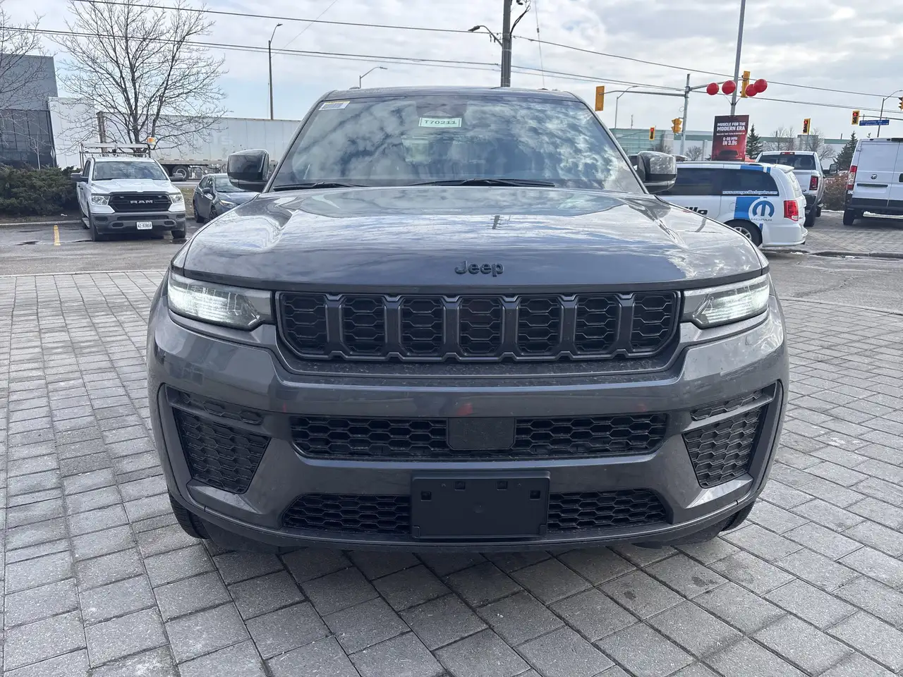 Jeep Grand Cherokee снимка Jeep Grand Cherokee
