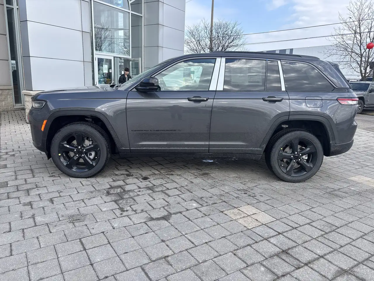 Jeep Grand Cherokee снимка Jeep Grand Cherokee