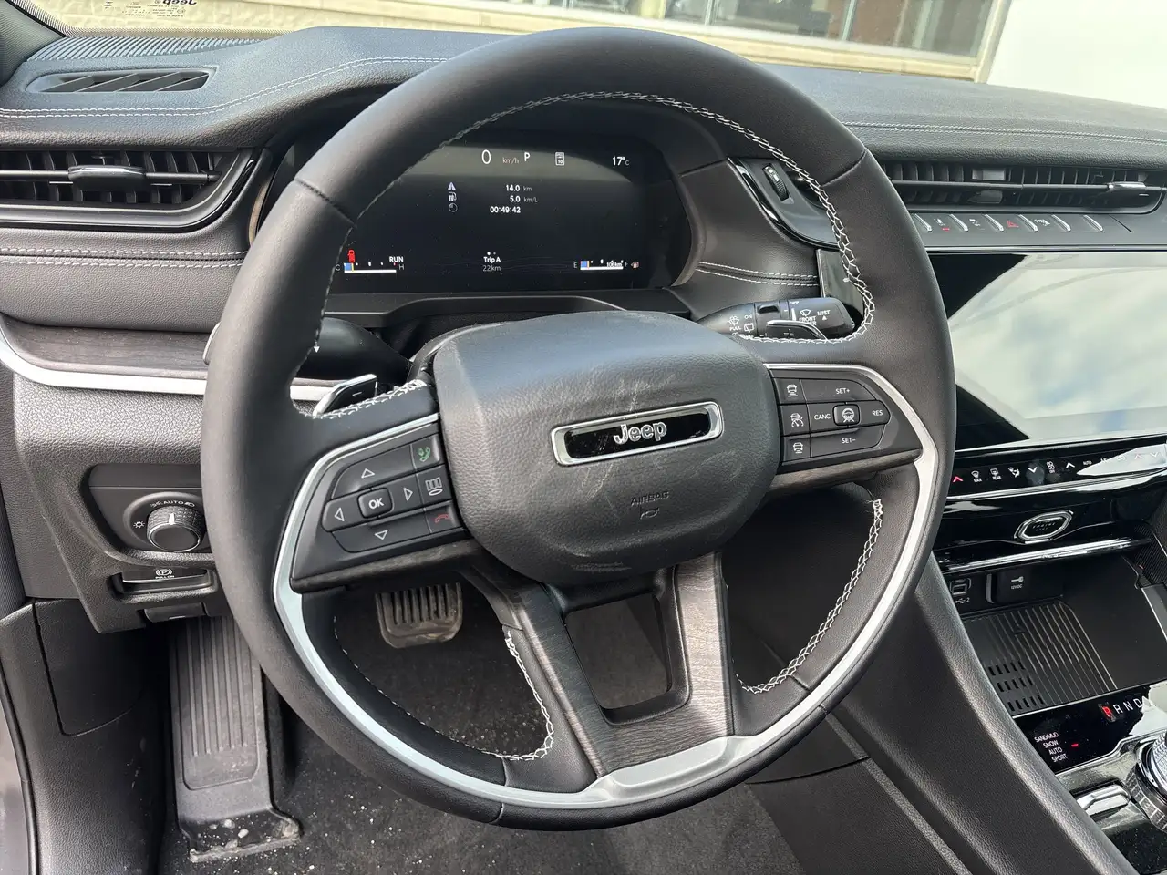 Jeep Grand Cherokee снимка Jeep Grand Cherokee