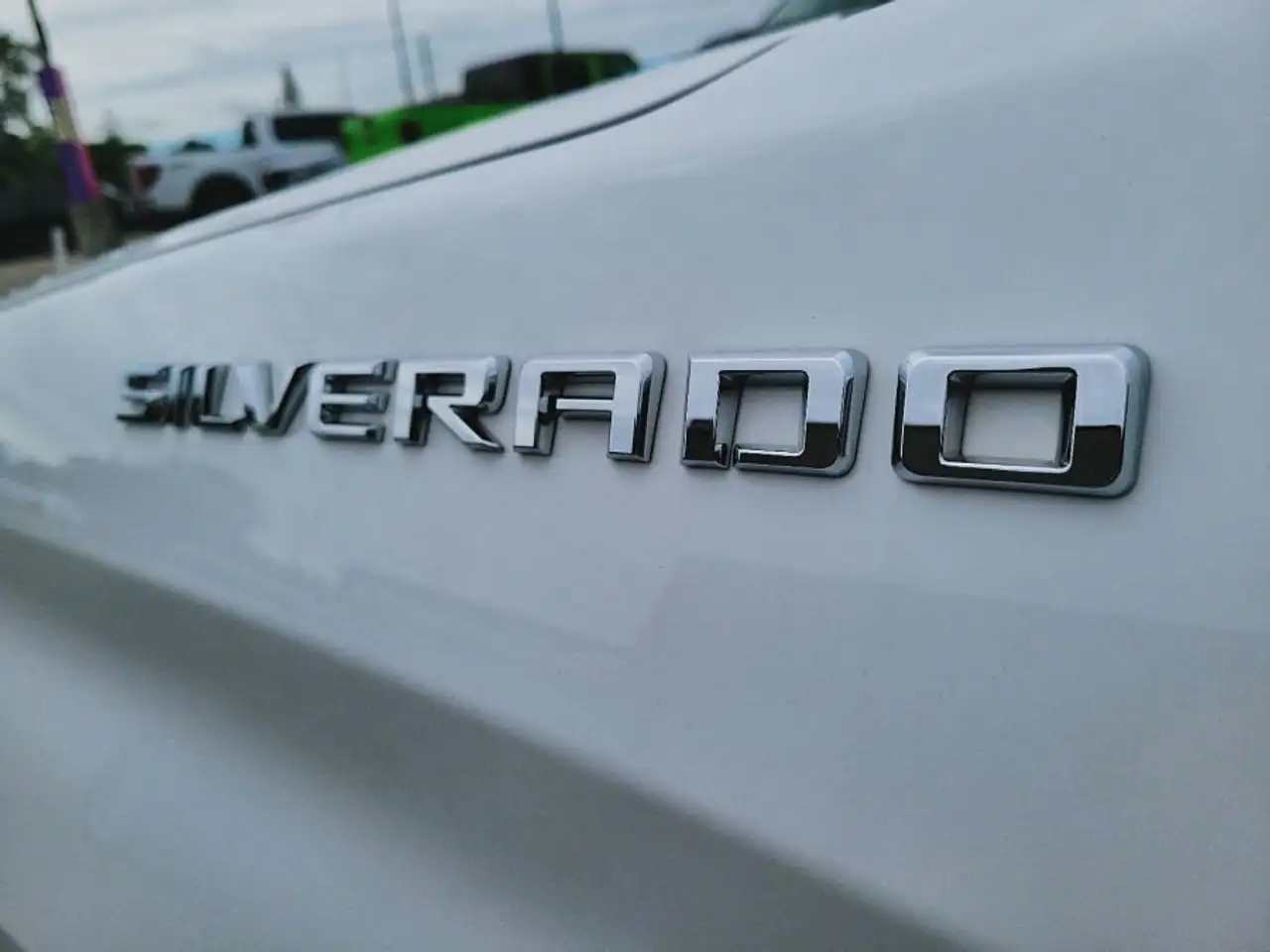 Chevrolet Silverado 1500 photo Chevrolet Silverado 1500