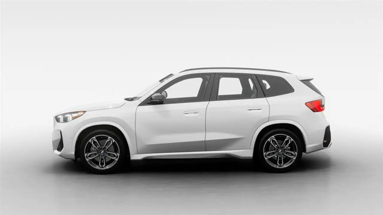 BMW X1 photo BMW X1