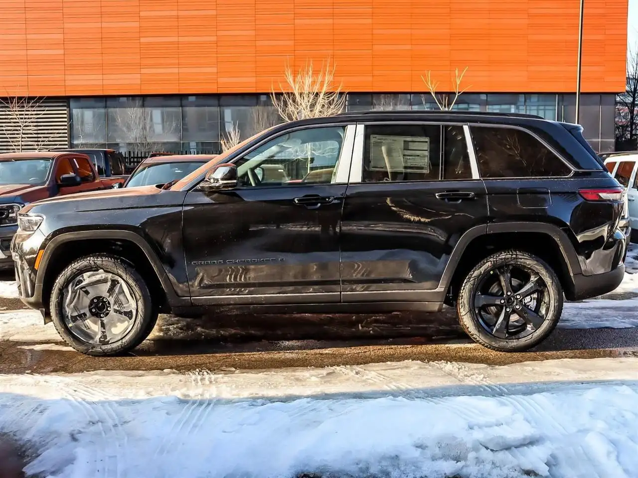 Jeep Grand Cherokee снимка Jeep Grand Cherokee