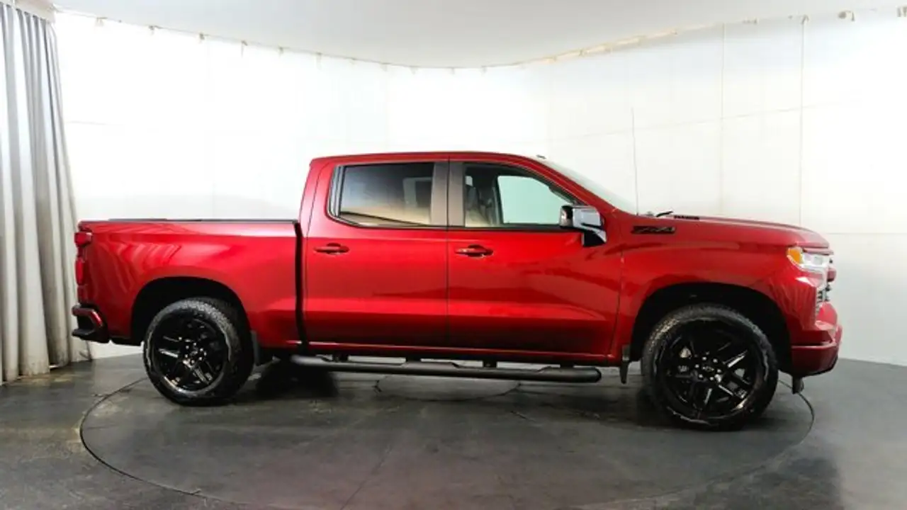 Chevrolet Silverado 1500 photo Chevrolet Silverado 1500