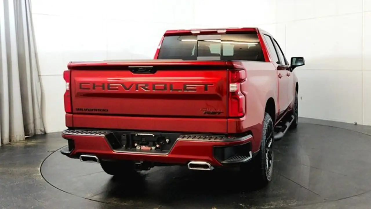 Chevrolet Silverado 1500 photo Chevrolet Silverado 1500