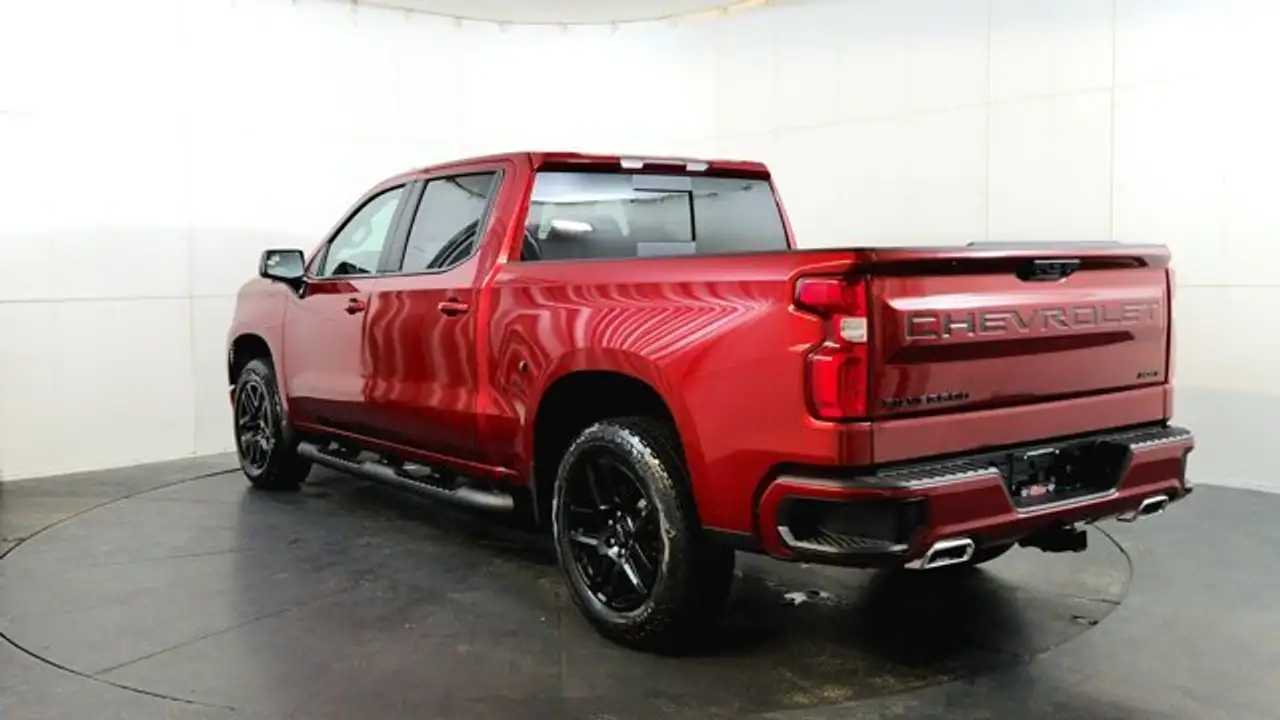 Chevrolet Silverado 1500 photo Chevrolet Silverado 1500