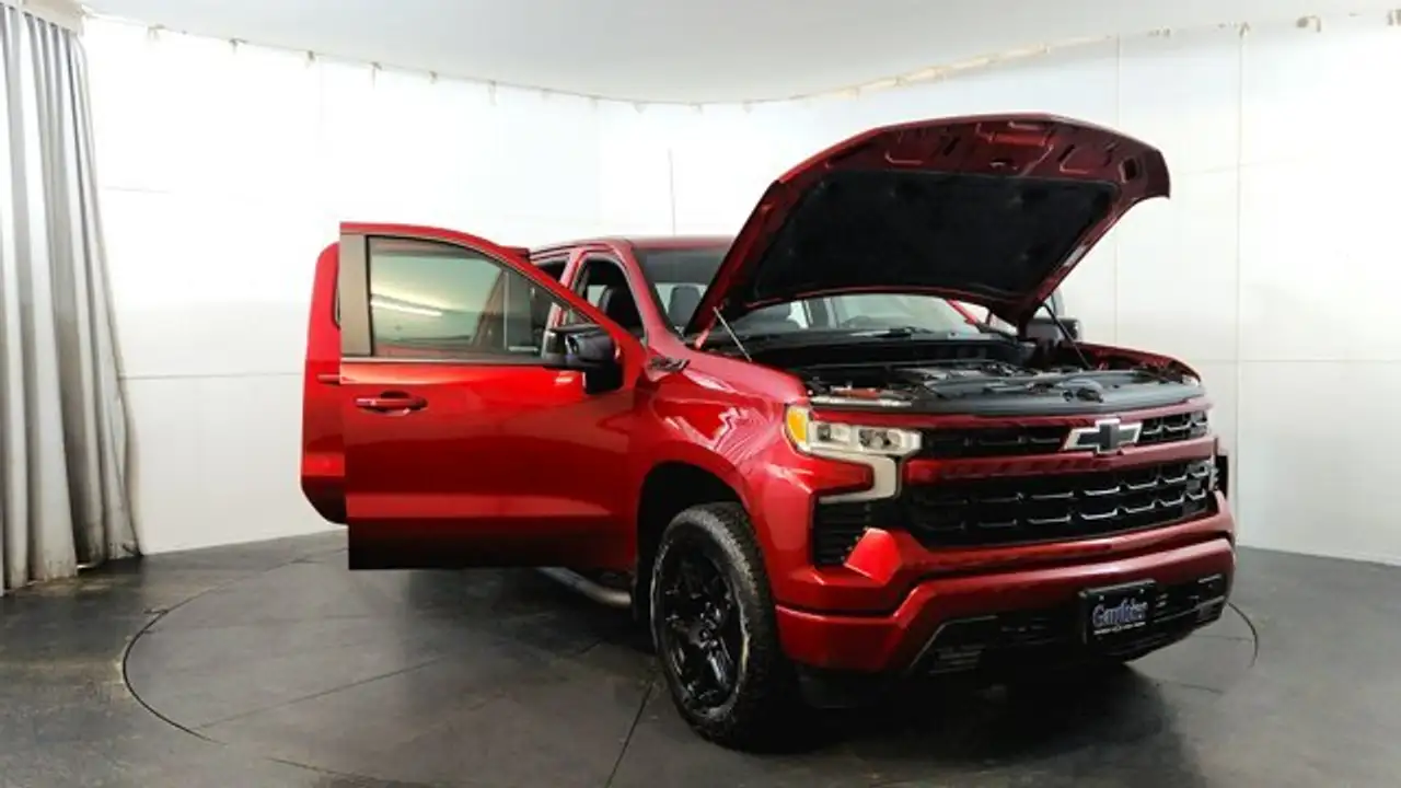 Chevrolet Silverado 1500 photo Chevrolet Silverado 1500