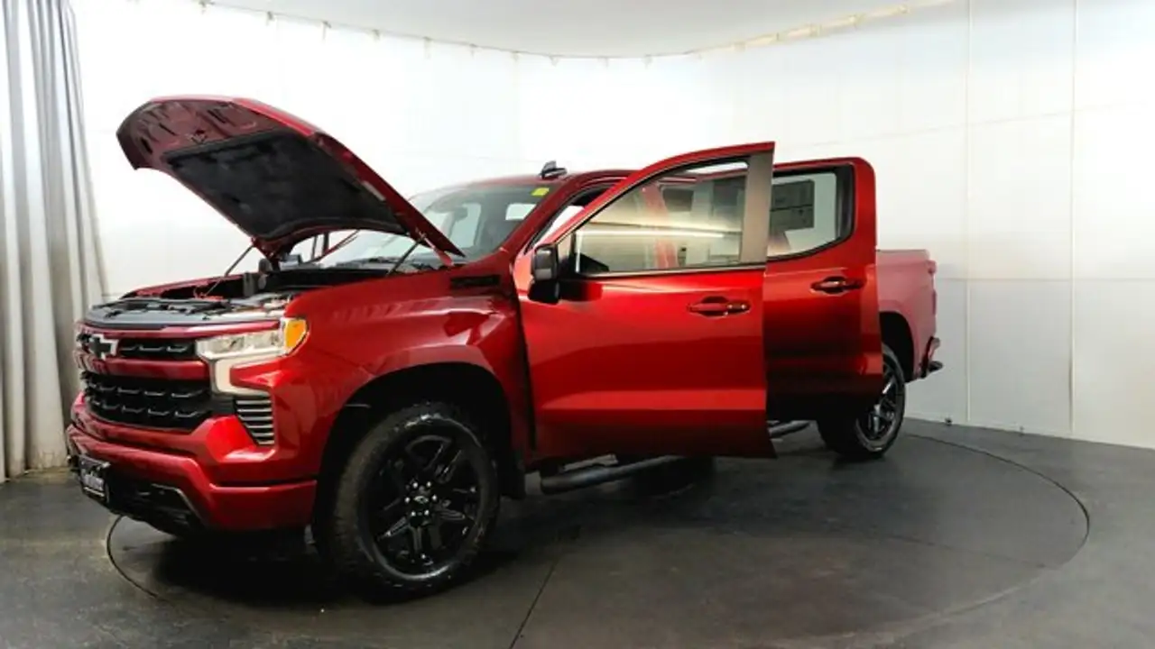 Chevrolet Silverado 1500 photo Chevrolet Silverado 1500