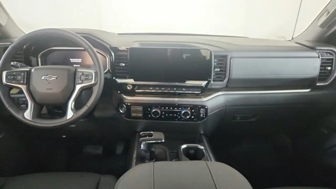 Chevrolet Silverado 1500 photo Chevrolet Silverado 1500
