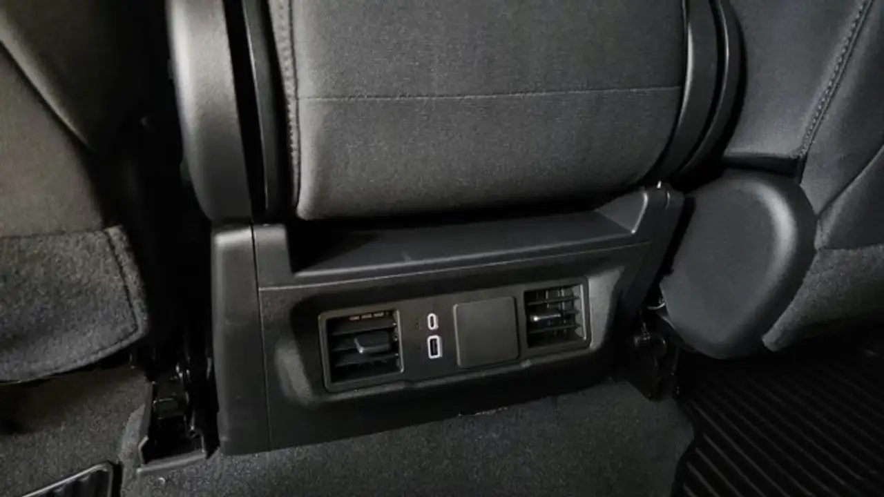 Chevrolet Silverado 1500 photo Chevrolet Silverado 1500