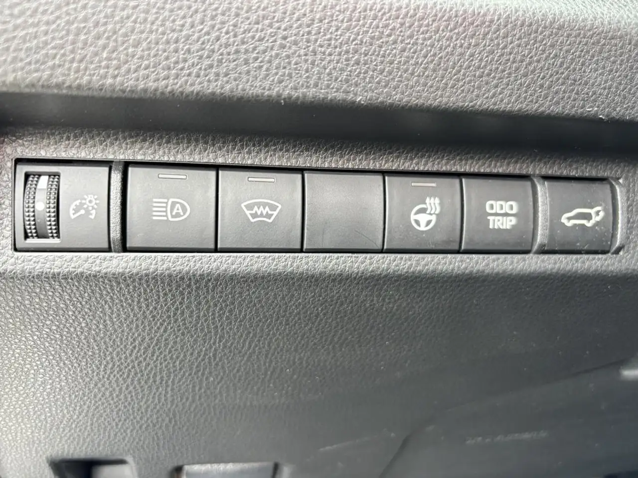 Toyota RAV 4 Prime снимка Toyota RAV 4 Prime