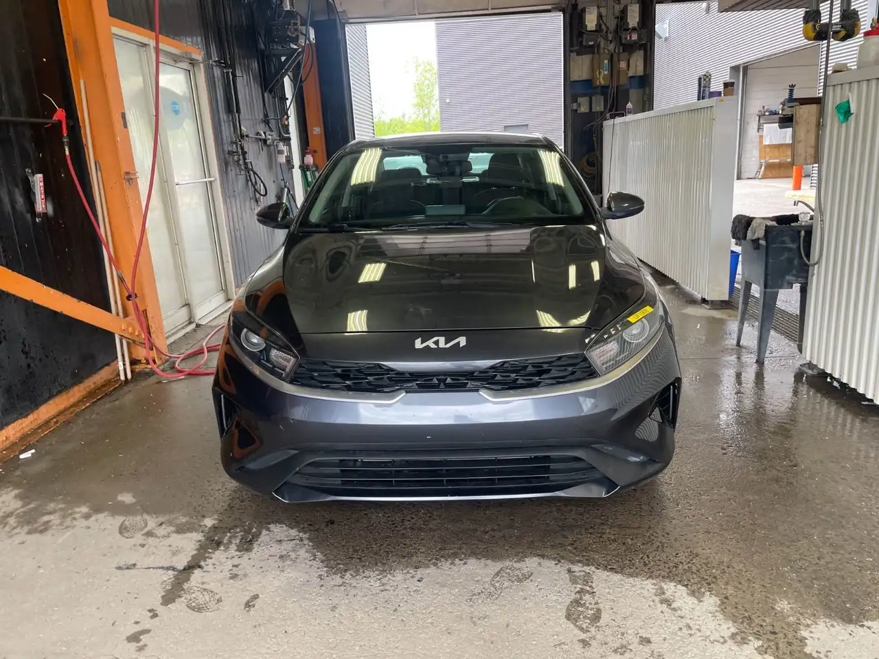 Kia Forte снимка Kia Forte