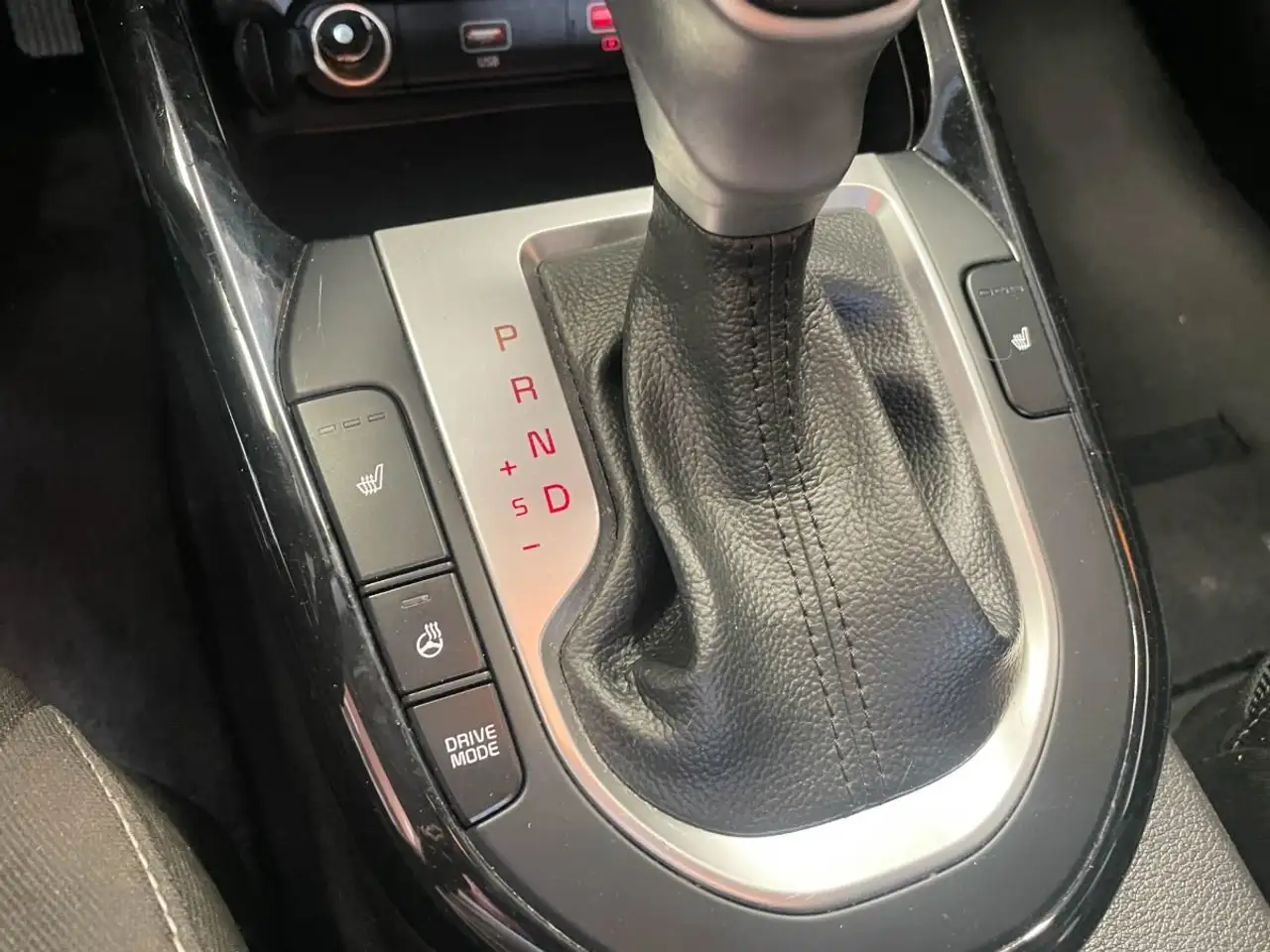 Kia Forte снимка Kia Forte