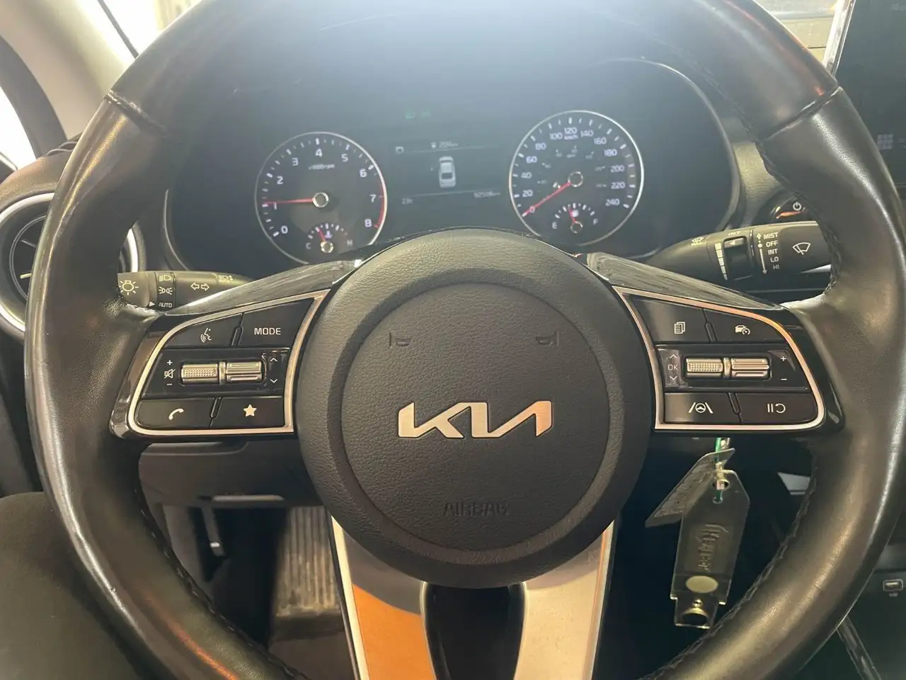 Kia Forte снимка Kia Forte