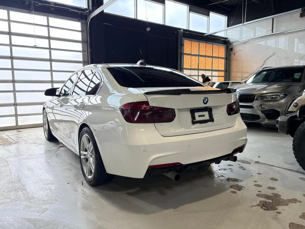BMW 3 Series снимка BMW 3 Series