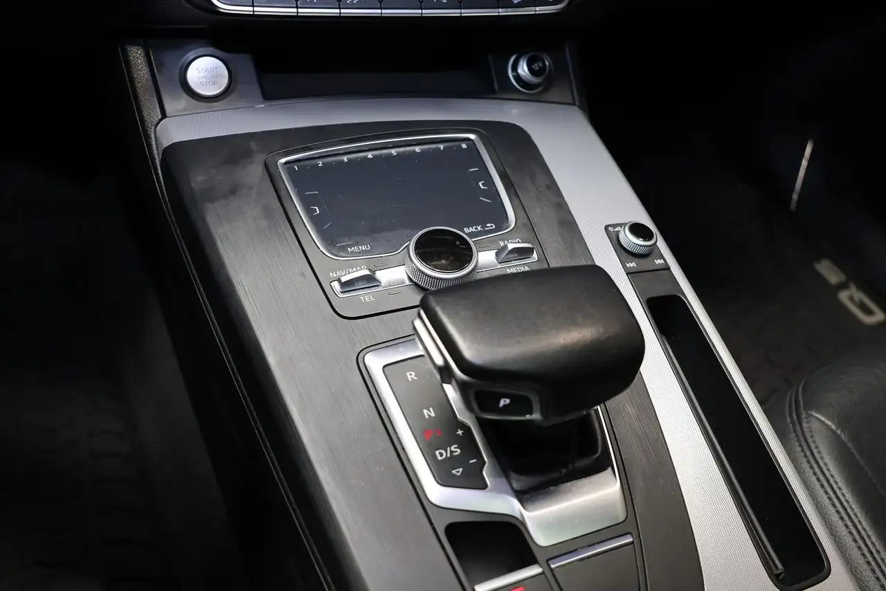 Audi Q5 photo Audi Q5