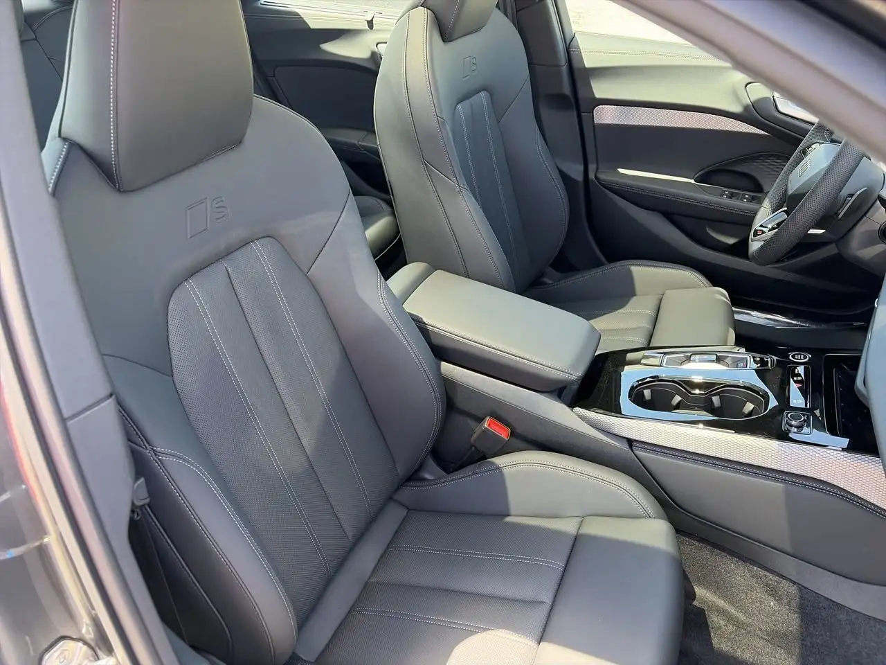 Audi A5 photo Audi A5