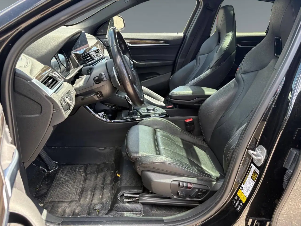 BMW X2 photo BMW X2